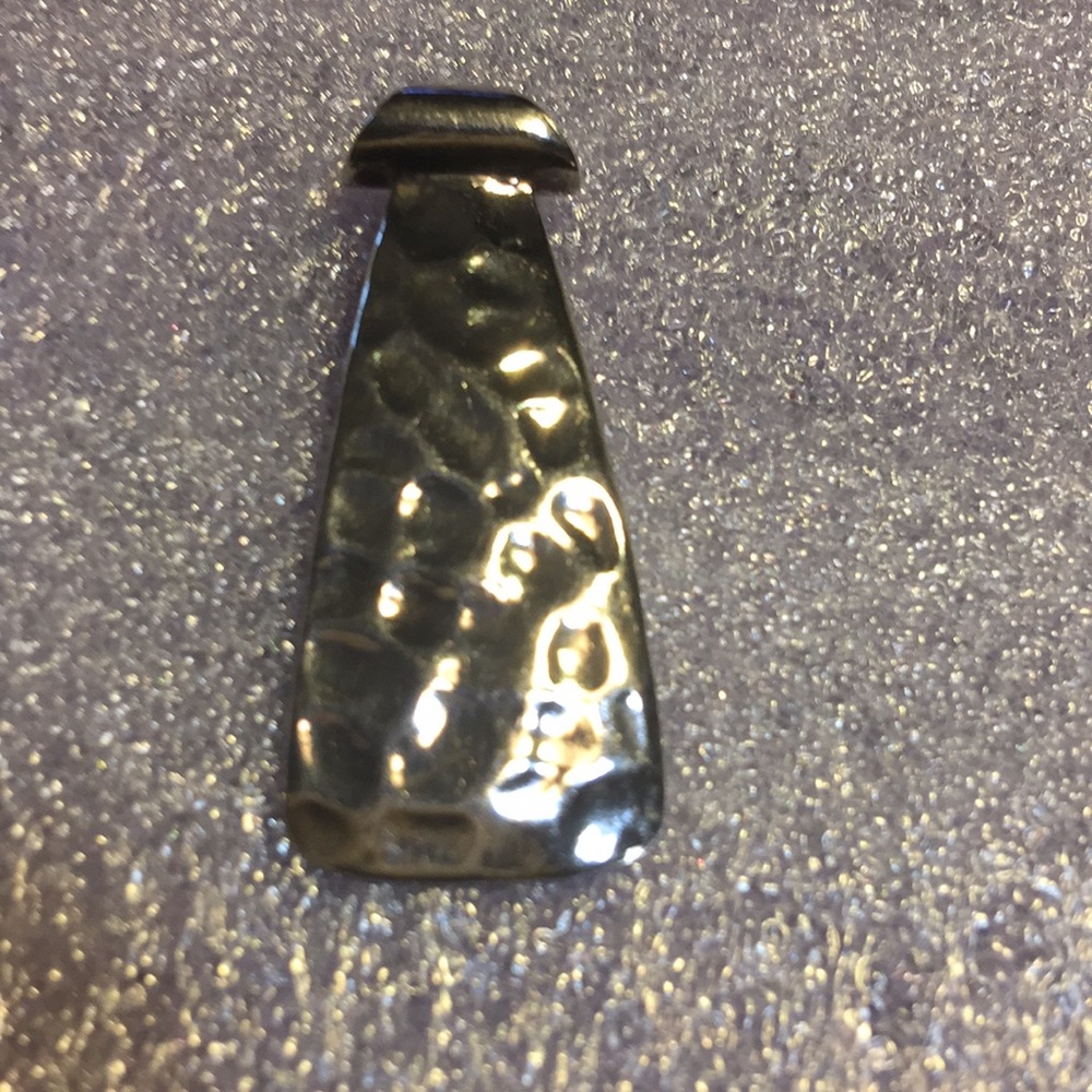 Pendant - Picture 2 of 3